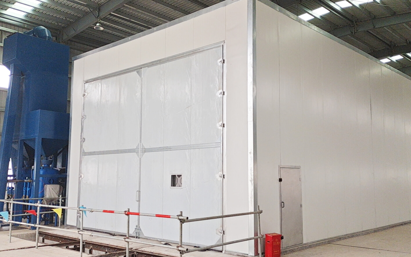 自動噴砂房在五金等鋼構件打砂的使用優勢