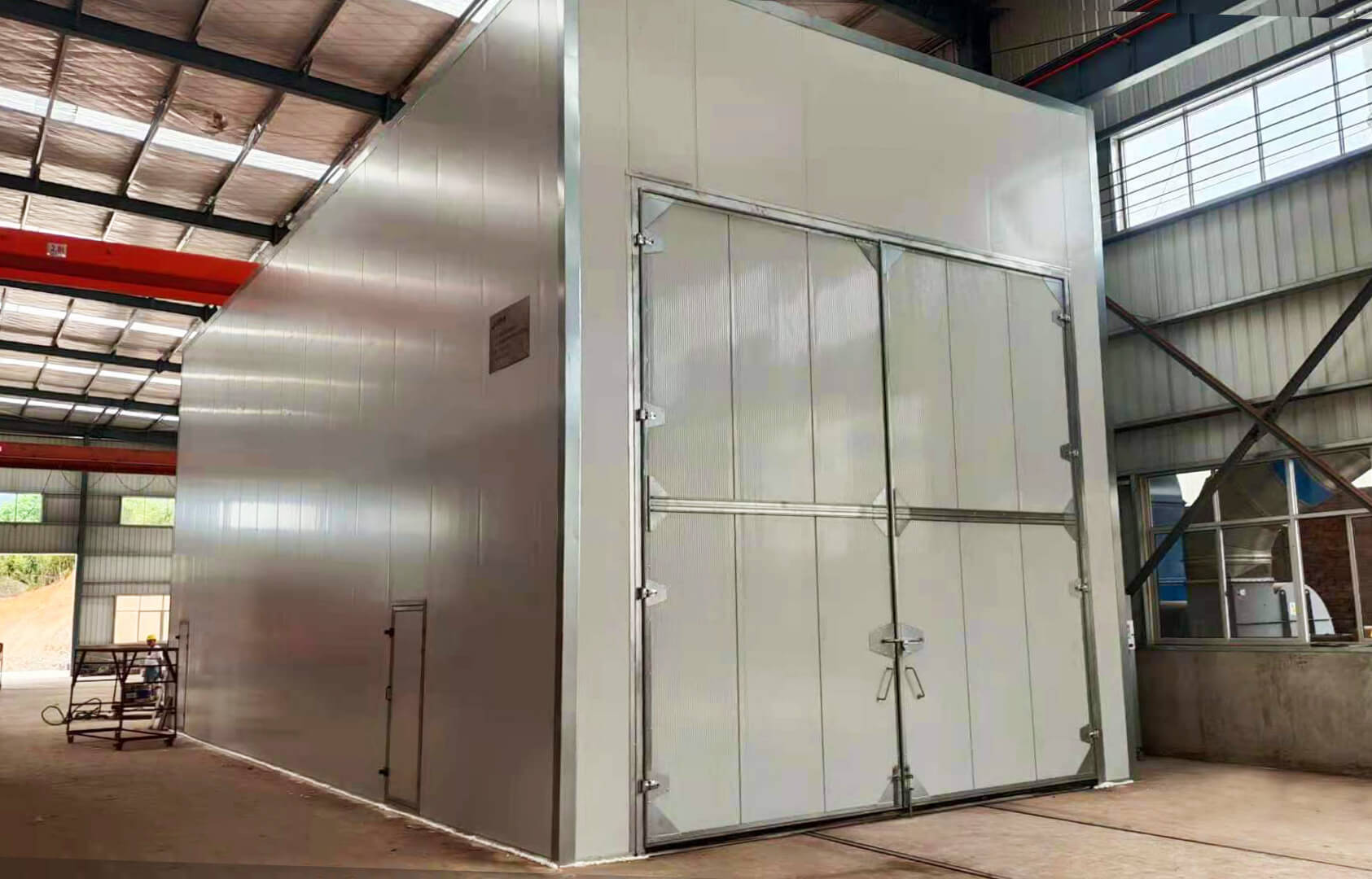 干式噴漆房的使用要注意哪些事項？